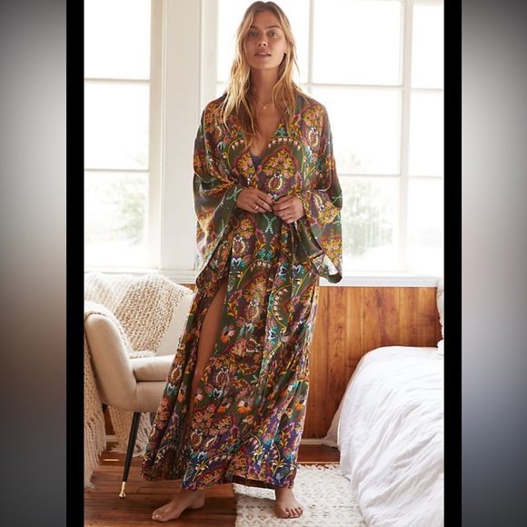Anthropologie Other - New Anthropologie Emmanuelle Boho Olive Green Paisley Belted Robe Cover Up S